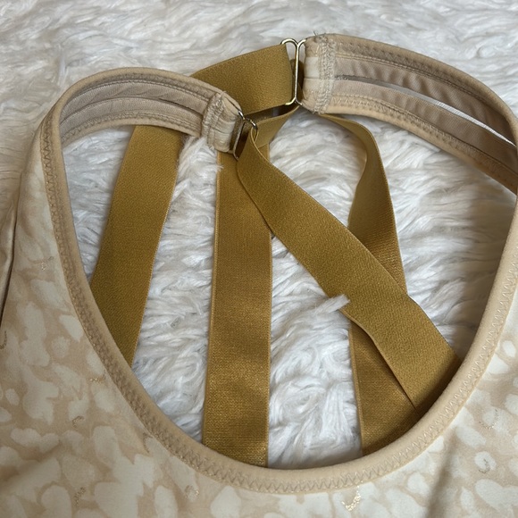 Fabletics Cream Multi-patterned Adjustable Athletic Bra - Picture 6 of 8